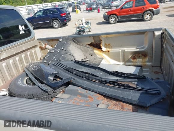 ✅ 1999 Ford F-150 XL • VIN: 1FTRX18L7XKA04701 • Lot: 43181315. Listed on IAAI with Not provided. Free auction sales archive from the USA and detailed vehicle history report at DreamBid. Image 12.