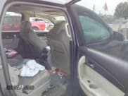 ✅ 2011 GMC Acadia SLE • VIN: 1GKKRPEDXBJ410065 • Lot: 43347124. Wystawiony na IAAI z przebiegiem Nie podano. Bezpłatny archiwum sprzedaży aukcyjnych z USA i szczegółowy raport historii pojazdu na DreamBid. Zdjęcie 8.