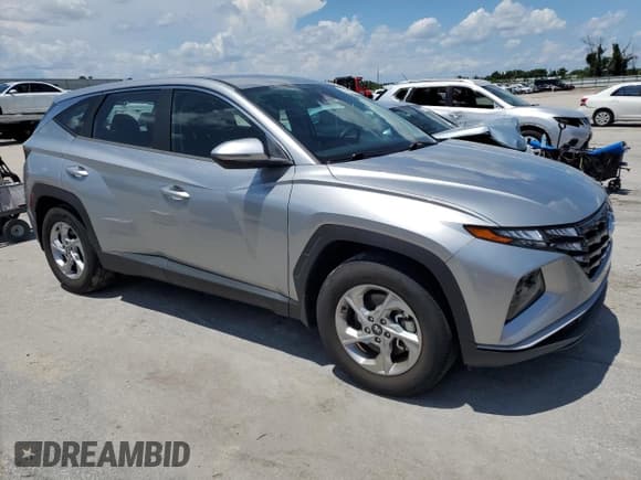 ✅ 2022 Hyundai Tucson SE • VIN: 5NMJA3AE6NH080067 • Lot: 66972164. Wystawiony na Copart z przebiegiem 19 136 mil. Bezpłatny archiwum sprzedaży aukcyjnych z USA i szczegółowy raport historii pojazdu na DreamBid. Zdjęcie 4.