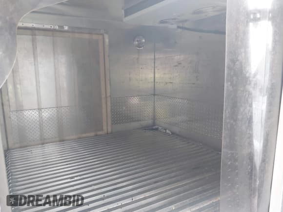 ✅ 2012 Chevrolet Silverado 1500 Work Truck • VIN: 1GCNCPEX4CZ106138 • Lot: 42618201. Listed on IAAI with 307,583 mi. Free auction sales archive from the USA and detailed vehicle history report at DreamBid. Image 21.