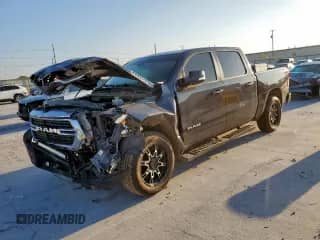 2020 Ram 1500 Lone Star с VIN 1C6RREFT4LN354159, выставлен на аукционе Copart как лот 81343235 с пробегом 171 495 миль миль и Списание • Salvage title. История ставок и продаж доступна на DreamBid. Изображение 1.