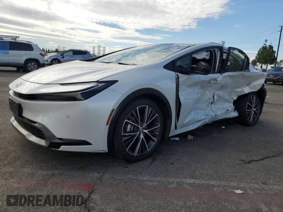 2024 Toyota Prius LE with VIN JTDACAAU6R3035690, listed as a Copart auction lot 80575715 with 23,514 mi miles and Salvage title. Bid and sale history available at DreamBid. Image 1.