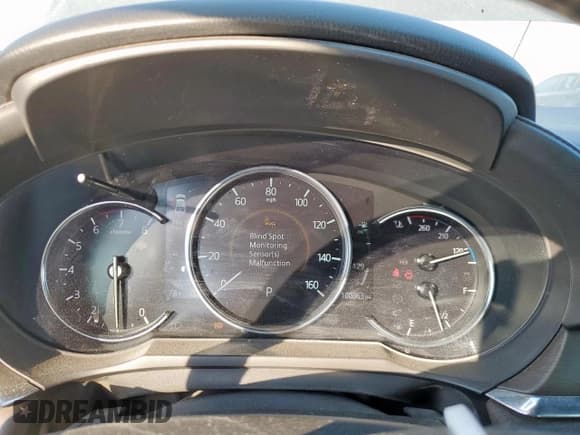 ✅ 2018 Mazda 6 Signature • VIN: JM1GL1XY4J1320666 • Lot: 84801675. Listed on Copart with 100,363 mi. Free auction sales archive from the USA and detailed vehicle history report at DreamBid. Image 9.