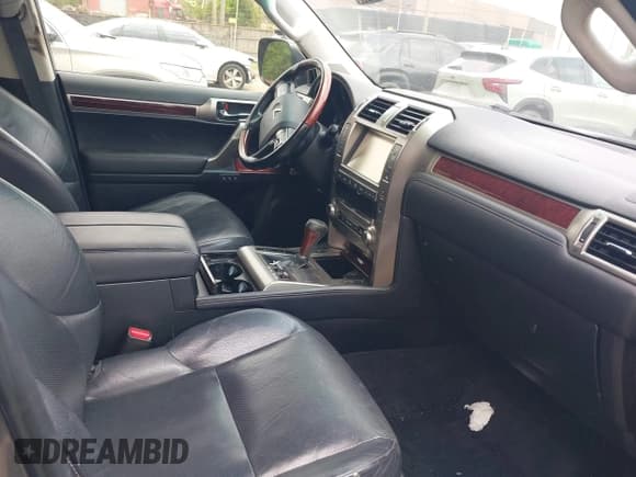 ✅ 2015 Lexus GX 460 • VIN: JTJBM7FX5F5118872 • Lot: 42426009. Listed on IAAI with 111,271 mi. Free auction sales archive from the USA and detailed vehicle history report at DreamBid. Image 5.