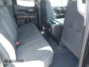 ✅ 2019 Chevrolet Silverado 1500 RST • VIN: 1GCRYEED0KZ365365 • Lot: 43261924. Wystawiony na IAAI z przebiegiem 70 192 mil. Bezpłatny archiwum sprzedaży aukcyjnych z USA i szczegółowy raport historii pojazdu na DreamBid. Zdjęcie 8.