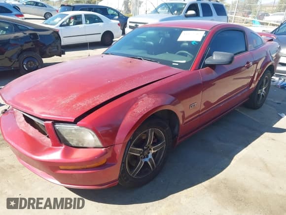 ✅ 2007 Ford Mustang GT Deluxe • VIN: 1ZVFT82H475215524 • Lot: 43472502. Listed on IAAI with 193,059 mi. Free auction sales archive from the USA and detailed vehicle history report at DreamBid. Image 21.