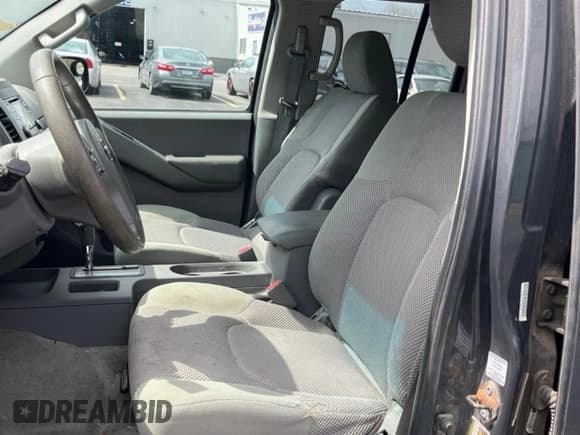 ✅ 2013 Nissan Frontier SV • VIN: 1N6AD0EVXDN762321 • Lot: 42280643. Listed on IAAI with 193,549 mi. Free auction sales archive from the USA and detailed vehicle history report at DreamBid. Image 5.
