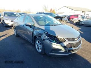 ✅ 2017 Chevrolet Cruze LT • VIN: 1G1BE5SM2H7126248 • Лот: 43637522. Опубликован ранее на IAAI с пробегом 108 387 миль. Бесплатный доступ к архиву аукционных продаж из США и подробный отчёт об истории автомобиля на DreamBid. Изображение 1.