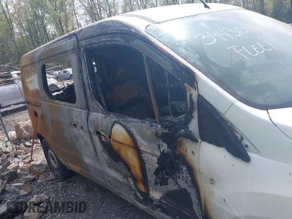 ✅ 2016 Ford Transit Connect XLT • VIN: NM0LE7F77G1284174 • Лот: 39430119. Опубликован ранее на IAAI с пробегом Не указан. Бесплатный доступ к архиву аукционных продаж из США и подробный отчёт об истории автомобиля на DreamBid. Изображение 12.