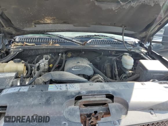 ✅ 2003 Chevrolet Silverado 2500HD LS • VIN: 1GCHK23U73F230630 • Lot: 71424155. Wystawiony na Copart z przebiegiem 255 470 mil. Bezpłatny archiwum sprzedaży aukcyjnych z USA i szczegółowy raport historii pojazdu na DreamBid. Zdjęcie 11.