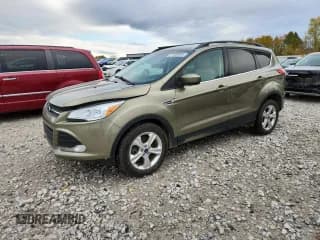 ✅ 2014 Ford Escape SE • VIN: 1FMCU9GX9EUB13353 • Lot: 87383835. Wystawiony na Copart z przebiegiem 136 706 mil. Bezpłatny archiwum sprzedaży aukcyjnych z USA i szczegółowy raport historii pojazdu na DreamBid. Zdjęcie 1.