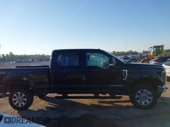 ✅ 2019 Ford F-250 XL • VIN: 1FT7W2BT5KEF51188 • Lot: 43731525. Listed on IAAI with 86,510 mi. Free auction sales archive from the USA and detailed vehicle history report at DreamBid. Image 13.