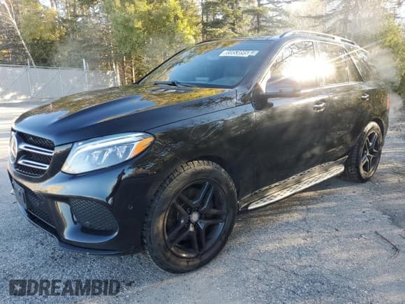 ✅ 2016 Mercedes-Benz M 550 • VIN: 4JGDA7DB2GA724162 • Лот: 85953895. Опубликован ранее на Copart с пробегом 140 241 миль. Бесплатный доступ к архиву аукционных продаж из США и подробный отчёт об истории автомобиля на DreamBid. Изображение 1.