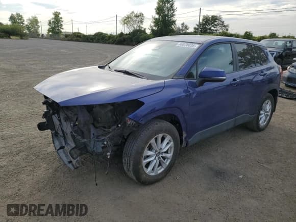 ✅ 2023 Toyota Corolla Cross LE • VIN: 7MUCAABG2PV070543 • Lot: 80870035. Wystawiony na Copart z przebiegiem 53 976 mil. Bezpłatny archiwum sprzedaży aukcyjnych z USA i szczegółowy raport historii pojazdu na DreamBid. Zdjęcie 1.