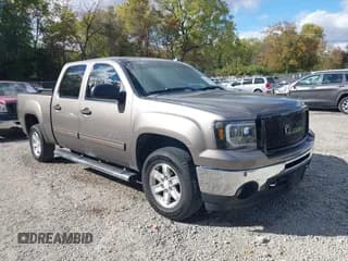 ✅ 2012 GMC Sierra 1500 SLE • VIN: 3GTP1VE01CG190392 • Лот: 43512862. Опубликован ранее на IAAI с пробегом 198 177 миль. Бесплатный доступ к архиву аукционных продаж из США и подробный отчёт об истории автомобиля на DreamBid. Изображение 1.