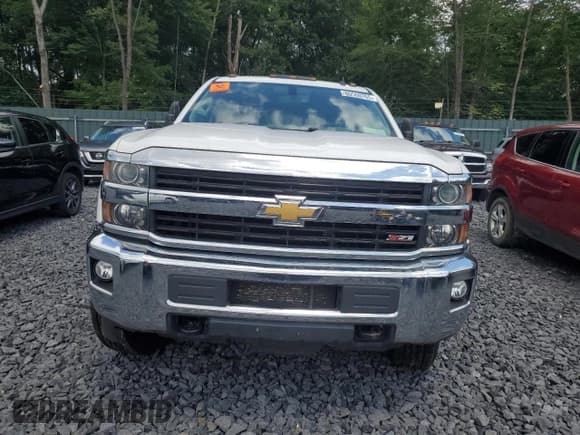 ✅ 2015 Chevrolet Silverado 2500HD LT • VIN: 1GC2KVE86FZ116841 • Лот: 66560765. Опубликован ранее на Copart с пробегом 189 910 миль. Бесплатный доступ к архиву аукционных продаж из США и подробный отчёт об истории автомобиля на DreamBid. Изображение 5.
