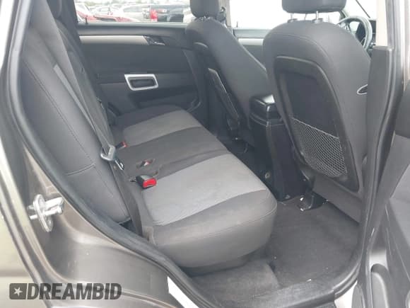 ✅ 2012 Chevrolet Captiva Sport LS • VIN: 3GNAL2EK4CS558245 • Lot: 42780252. Wystawiony na IAAI z przebiegiem 233 510 mil. Bezpłatny archiwum sprzedaży aukcyjnych z USA i szczegółowy raport historii pojazdu na DreamBid. Zdjęcie 8.