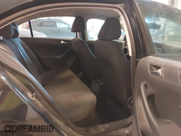 ✅ 2012 Volkswagen Jetta S • VIN: 3VW1K7AJ1CM353926 • Lot: 42604488. Listed on IAAI with 127,578 mi. Free auction sales archive from the USA and detailed vehicle history report at DreamBid. Image 8.