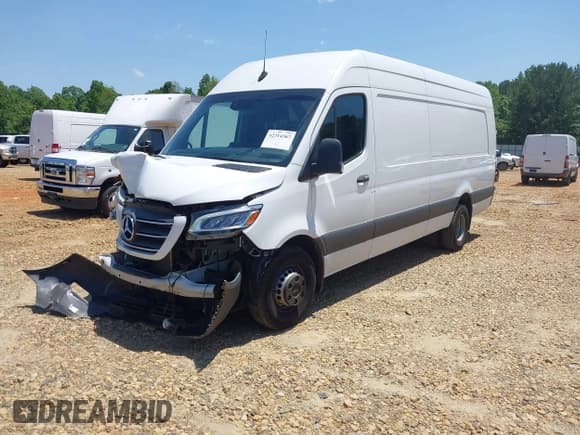 ✅ 2023 Mercedes-Benz Sprinter • VIN: W1Y5NDHY0PT151580 • Lot: 42314367. Listed on IAAI with 35,141 mi. Free auction sales archive from the USA and detailed vehicle history report at DreamBid. Image 2.