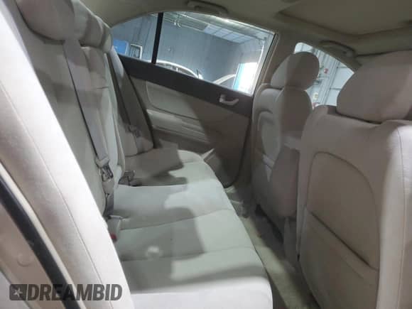 2008 Hyundai Sonata GLS z VIN 5NPET46FX8H397943, wystawiony jako Copart lot #84707234 z przebiegiem 91 093 mil mil oraz Szkoda całkowita • Salvage title. Historia ofert i sprzedaży dostępna na DreamBid. Obrazek 10.