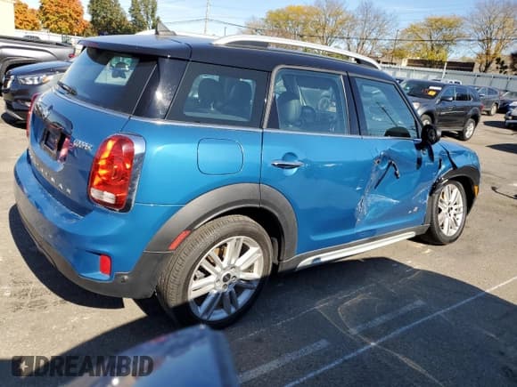 ✅ 2020 MINI Countryman Cooper • VIN: WMZYW5C04L3L05160 • Лот: 76865194. Опубликован ранее на Copart с пробегом 70 929 миль. Бесплатный доступ к архиву аукционных продаж из США и подробный отчёт об истории автомобиля на DreamBid. Изображение 3.