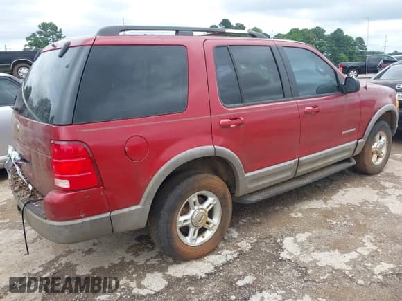 ✅ 2002 Ford Explorer XLT • VIN: 1FMZU63E42ZA11910 • Lot: 42392578. Listed on IAAI with Not provided. Free auction sales archive from the USA and detailed vehicle history report at DreamBid. Image 4.