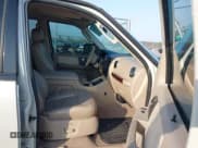 ✅ 2005 Ford Expedition Limited • VIN: 1FMFU19555LA31748 • Lot: 41517808. Listed on IAAI with 256,983 mi. Free auction sales archive from the USA and detailed vehicle history report at DreamBid. Image 5.