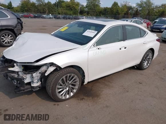 ✅ 2020 Lexus ES 300h Luxury • VIN: 58AE21B13LU008588 • Lot: 43149992. Wystawiony na IAAI z przebiegiem 82 976 mil. Bezpłatny archiwum sprzedaży aukcyjnych z USA i szczegółowy raport historii pojazdu na DreamBid. Zdjęcie 18.