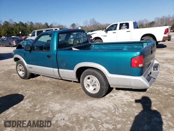 ✅ 1994 Chevrolet S-10 • VIN: 1GCCS1440RK160844 • Лот: 44582465. Опубликован ранее на Copart с пробегом 188 137 миль. Бесплатный доступ к архиву аукционных продаж из США и подробный отчёт об истории автомобиля на DreamBid. Изображение 2.