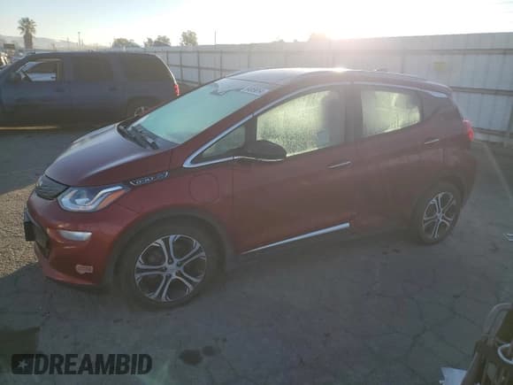 ✅ 2020 Chevrolet Bolt EV Premier • VIN: 1G1FZ6S03L4127542 • Lot: 84069854. Wystawiony na Copart z przebiegiem 20 215 mil. Bezpłatny archiwum sprzedaży aukcyjnych z USA i szczegółowy raport historii pojazdu na DreamBid. Zdjęcie 1.