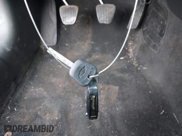 ✅ 2015 Chevrolet Camaro LS • VIN: 2G1FA1E30F9217197 • Лот: 41578976. Опубликован ранее на IAAI с пробегом 80 700 миль. Бесплатный доступ к архиву аукционных продаж из США и подробный отчёт об истории автомобиля на DreamBid. Изображение 11.