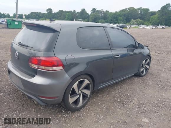✅ 2011 Volkswagen Golf GTI PZEV • VIN: WVWFD7AJ2BW087902 • Lot: 42749541. Listed on IAAI with 166,692 mi. Free auction sales archive from the USA and detailed vehicle history report at DreamBid. Image 4.