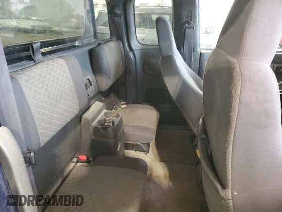 ✅ 2004 GMC Canyon SLE Z71 • VIN: 1GTDT196448111177 • Lot: 82228415. Listed on Copart with 296,895 mi. Free auction sales archive from the USA and detailed vehicle history report at DreamBid. Image 10.