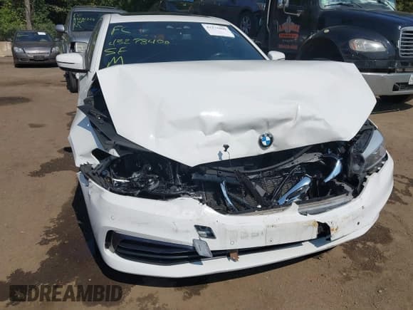 ✅ 2019 BMW 5 Series 530i xDrive • VIN: WBAJA7C57KWW18981 • Lot: 43278400. Listed on IAAI with Not provided. Free auction sales archive from the USA and detailed vehicle history report at DreamBid. Image 6.