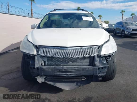 2011 Chevrolet Traverse LTZ z VIN 1GNKRLED1BJ165068, wystawiony jako IAAI lot #43274496 z przebiegiem 112 729 mil mil oraz . Historia ofert i sprzedaży dostępna na DreamBid. Obrazek 6.