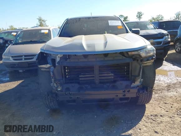 ✅ 2024 Chevrolet Colorado 2WD Work Truck • VIN: 1GCPSBEK1R1140600 • Lot: 43424558. Listed on IAAI with 29,586 mi. Free auction sales archive from the USA and detailed vehicle history report at DreamBid. Image 6.