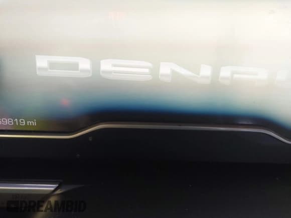 ✅ 2022 GMC Sierra 1500 Denali • VIN: 3GTUUGEL4NG666024 • Лот: 43181277. Опубликован ранее на IAAI с пробегом 69 819 миль. Бесплатный доступ к архиву аукционных продаж из США и подробный отчёт об истории автомобиля на DreamBid. Изображение 7.