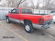✅ 1997 Dodge 1500 • VIN: 1B7HF13Z5VJ529432 • Lot: 43855883. Wystawiony na IAAI z przebiegiem 176 042 mil. Bezpłatny archiwum sprzedaży aukcyjnych z USA i szczegółowy raport historii pojazdu na DreamBid. Zdjęcie 3.