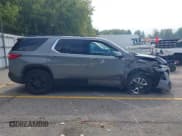 ✅ 2019 Chevrolet Traverse LT Cloth • VIN: 1GNERGKW0KJ297734 • Lot: 43288068. Wystawiony na IAAI z przebiegiem 114 751 mil. Bezpłatny archiwum sprzedaży aukcyjnych z USA i szczegółowy raport historii pojazdu na DreamBid. Zdjęcie 13.