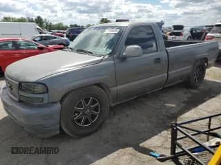2002 GMC Sierra 1500 SL с VIN 1GTEC14V02Z275407, выставлен на аукционе Copart как лот 71104635 с пробегом 224 294 миль миль и Списание • Salvage title. История ставок и продаж доступна на DreamBid. Изображение 1.