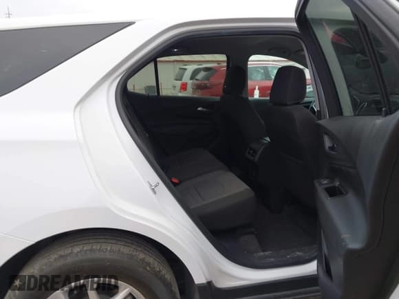 ✅ 2022 Chevrolet Equinox LT • VIN: 3GNAXKEV0NL184650 • Lot: 43347018. Wystawiony na IAAI z przebiegiem 51 201 mil. Bezpłatny archiwum sprzedaży aukcyjnych z USA i szczegółowy raport historii pojazdu na DreamBid. Zdjęcie 8.