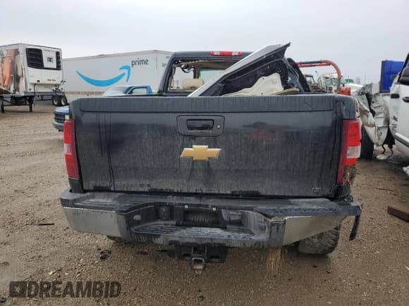 ✅ 2014 Chevrolet Silverado 2500HD LT • VIN: 1GC1KXCG2EF140829 • Лот: 54219795. Опубликован ранее на Copart с пробегом Не указан. Бесплатный доступ к архиву аукционных продаж из США и подробный отчёт об истории автомобиля на DreamBid. Изображение 6.