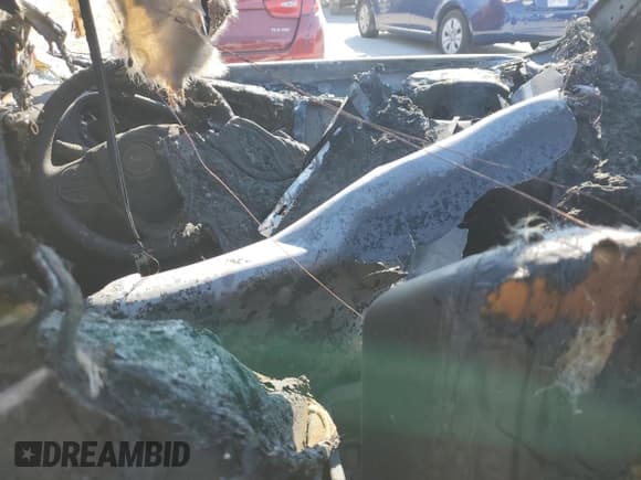 ✅ 2021 Jeep Cherokee Limited • VIN: 1C4PJMDXXMD185098 • Lot: 76965384. Wystawiony na Copart z przebiegiem Nie podano. Bezpłatny archiwum sprzedaży aukcyjnych z USA i szczegółowy raport historii pojazdu na DreamBid. Zdjęcie 8.