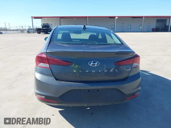 ✅ 2020 Hyundai Elantra SEL • VIN: 5NPD84LF2LH625332 • Lot: 41209990. Listed on IAAI with 77,896 mi. Free auction sales archive from the USA and detailed vehicle history report at DreamBid. Image 15.