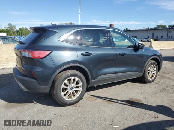 ✅ 2022 Ford Escape SE • VIN: 1FMCU9G6XNUB84102 • Lot: 69734365. Listed on Copart with 97,498 mi. Free auction sales archive from the USA and detailed vehicle history report at DreamBid. Image 3.