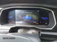 ✅ 2022 Volkswagen Jetta S • VIN: 3VWCM7BUXNM001782 • Lot: 42996106. Wystawiony na IAAI z przebiegiem 54 528 mil. Bezpłatny archiwum sprzedaży aukcyjnych z USA i szczegółowy raport historii pojazdu na DreamBid. Zdjęcie 7.