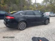 ✅ 2017 Ford Fusion Hybrid Titanium • VIN: 3FA6P0RU7HR278472 • Lot: 82434245. Wystawiony na Copart z przebiegiem 144 287 mil. Bezpłatny archiwum sprzedaży aukcyjnych z USA i szczegółowy raport historii pojazdu na DreamBid. Zdjęcie 3.