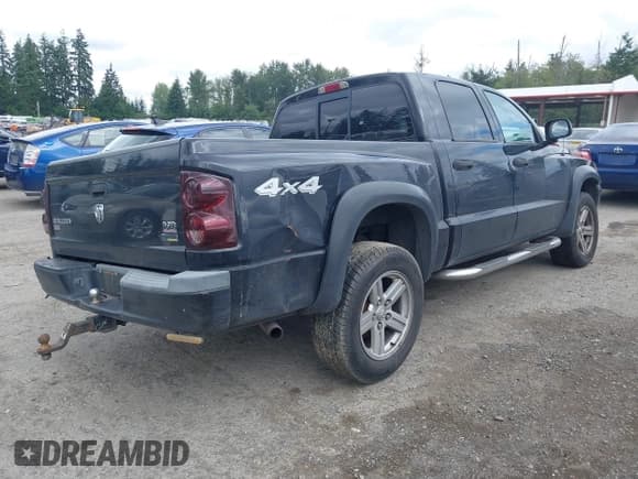 ✅ 2007 Dodge Dakota SLT • VIN: 1D7HW48P37S144432 • Лот: 42945589. Опубликован ранее на IAAI с пробегом 143 643 миль. Бесплатный доступ к архиву аукционных продаж из США и подробный отчёт об истории автомобиля на DreamBid. Изображение 4.
