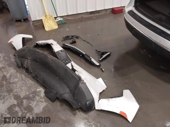 ✅ 2023 Chevrolet Tahoe LT • VIN: 1GNSKNKD6PR536612 • Lot: 42297703. Listed on IAAI with 22,986 mi. Free auction sales archive from the USA and detailed vehicle history report at DreamBid. Image 20.