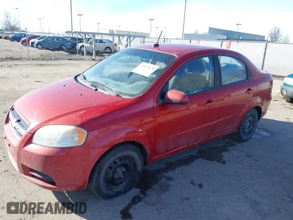 ✅ 2010 Chevrolet Aveo 1LT • VIN: KL1TD5DE7AB101084 • Lot: 41629478. Wystawiony na IAAI z przebiegiem 171 720 mil. Bezpłatny archiwum sprzedaży aukcyjnych z USA i szczegółowy raport historii pojazdu na DreamBid. Zdjęcie 2.